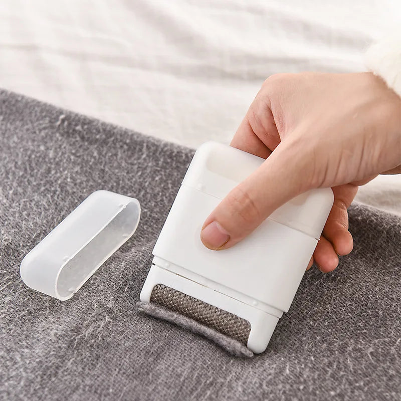 Portable Fabric Lint Remover